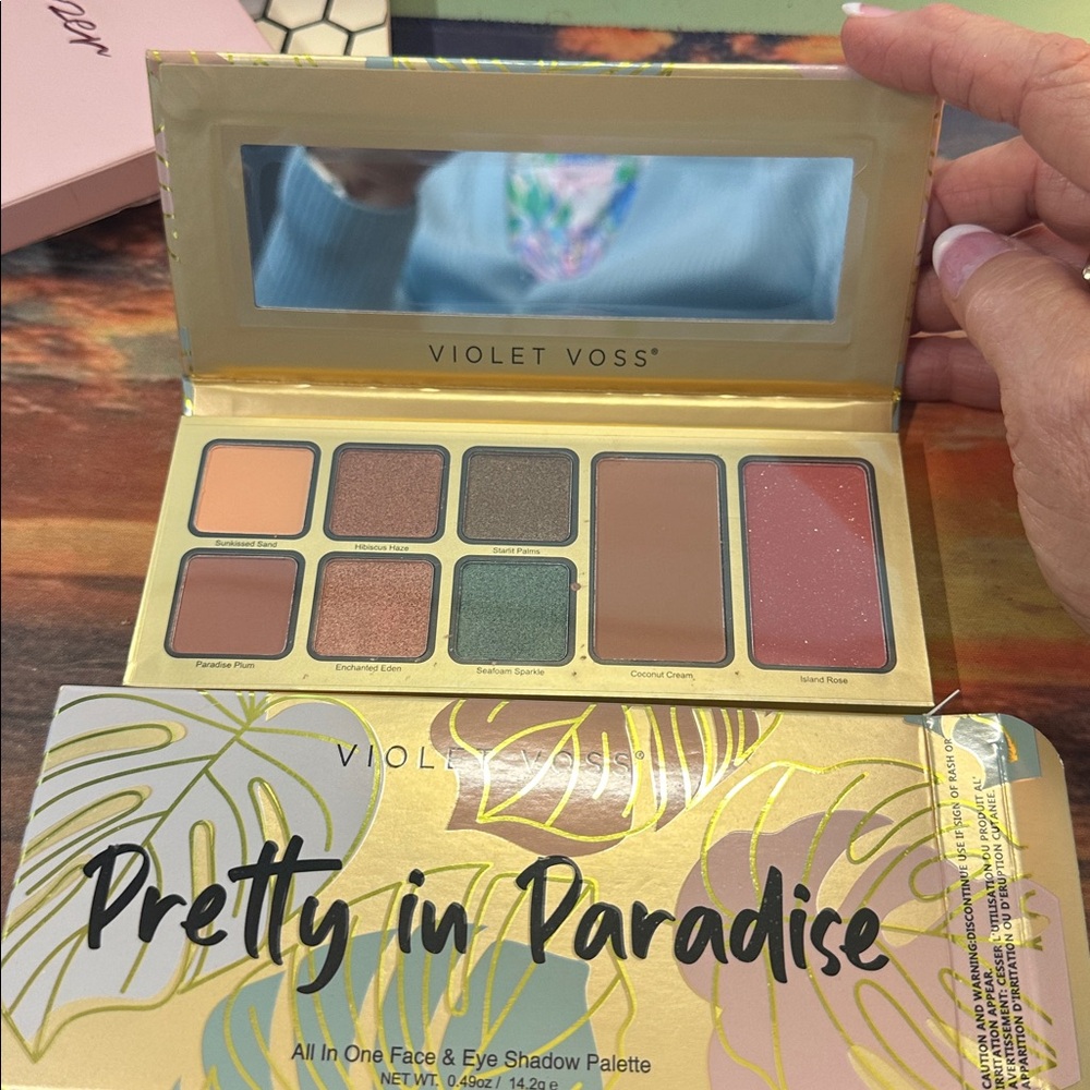 Violet Voss Pretty in Paradise All in One Face & Eye Shadow Palette